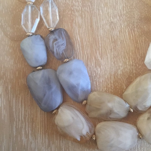 SOLD Neutral Statement Necklace - Picture 2 of 5